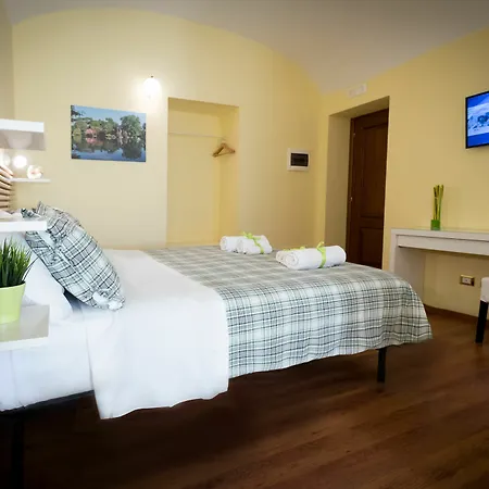 Bed & Breakfast Candia Green House B&B 3*